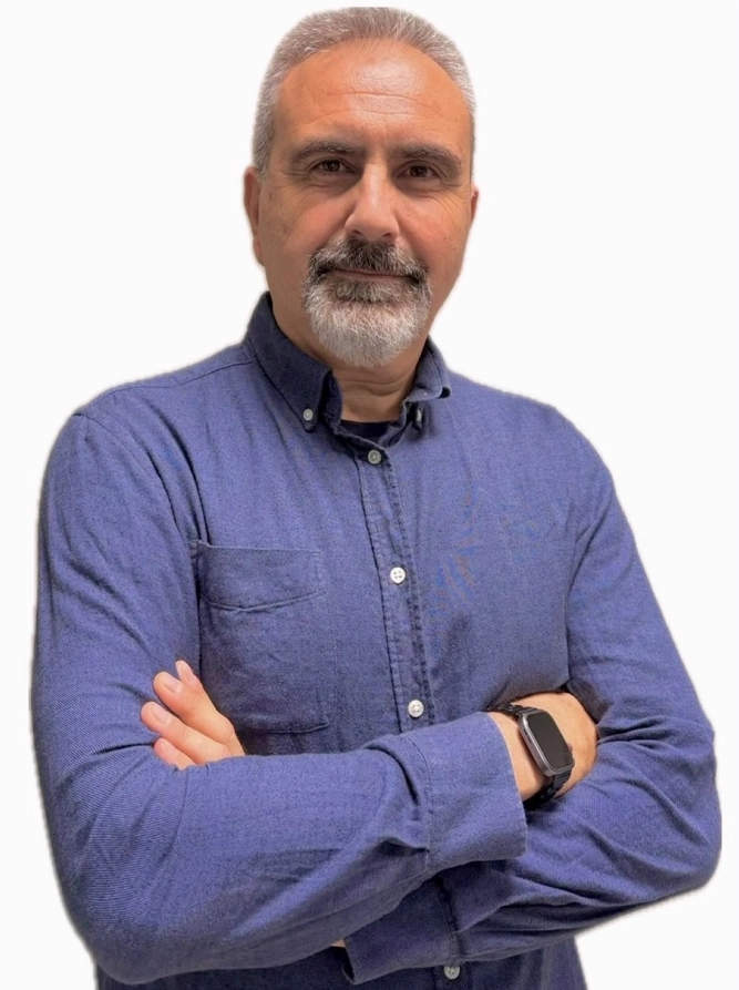 Giovanni Muccini, Land Manager