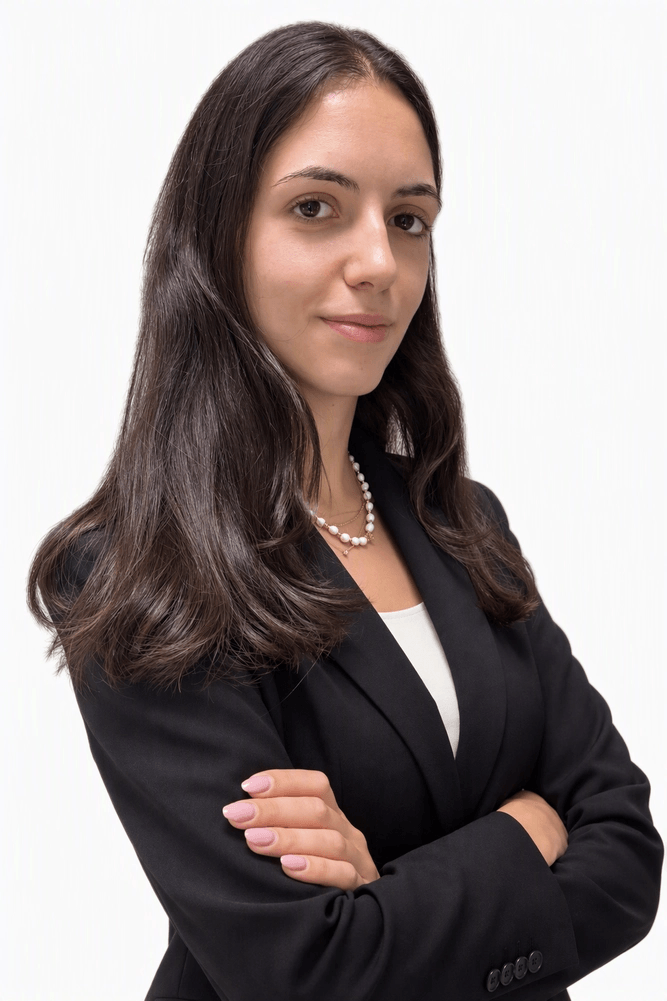Martina Bertoni, Land & TCM Trainee